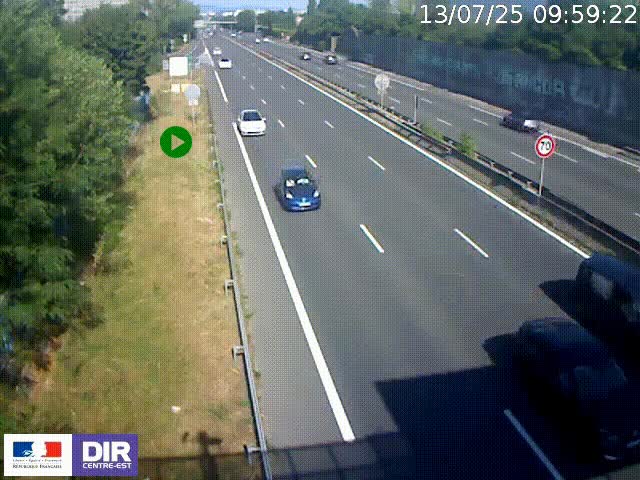 Webcam à Bron sur l'A43 à la jonction avec le boulevard périphérique de Lyon (D383). Vue orientée vers Lyon