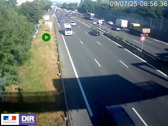 Webcam à Bron sur l'A43 à la jonction avec le boulevard périphérique de Lyon (D383). Vue orientée vers Lyon