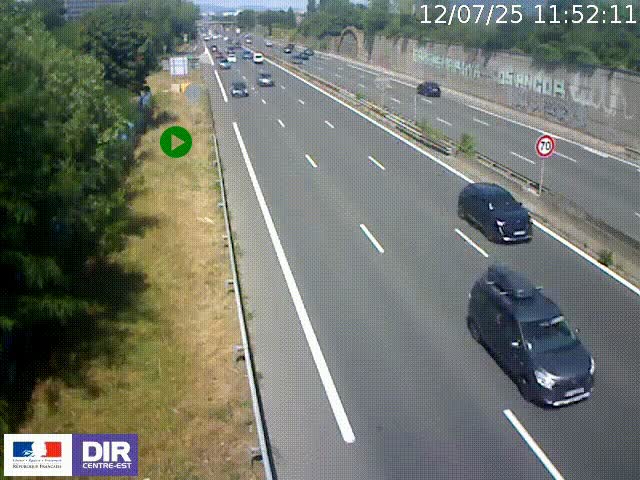 Webcam à Bron sur l'A43 à la jonction avec le boulevard périphérique de Lyon (D383). Vue orientée vers Lyon