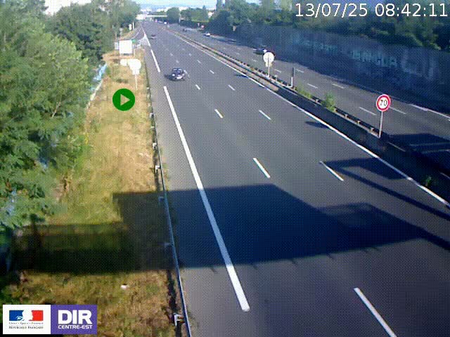 Webcam à Bron sur l'A43 à la jonction avec le boulevard périphérique de Lyon (D383). Vue orientée vers Lyon