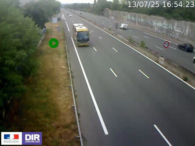 Webcam à Bron sur l'A43 à la jonction avec le boulevard périphérique de Lyon (D383). Vue orientée vers Lyon