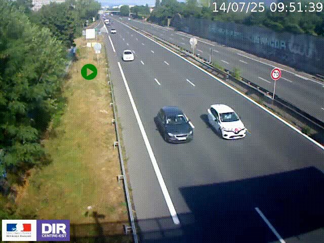 Webcam à Bron sur l'A43 à la jonction avec le boulevard périphérique de Lyon (D383). Vue orientée vers Lyon