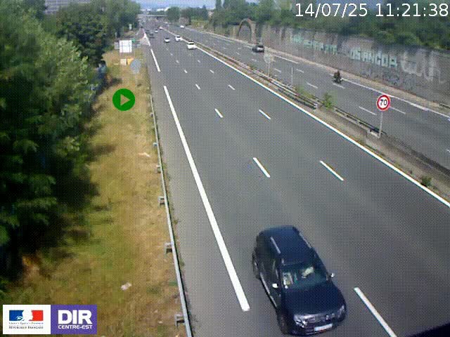 Webcam à Bron sur l'A43 à la jonction avec le boulevard périphérique de Lyon (D383). Vue orientée vers Lyon