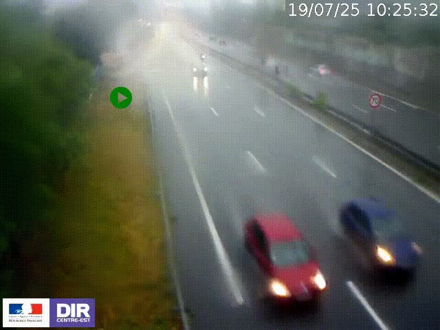 Webcam à Bron sur l'A43 à la jonction avec le boulevard périphérique de Lyon (D383). Vue orientée vers Lyon