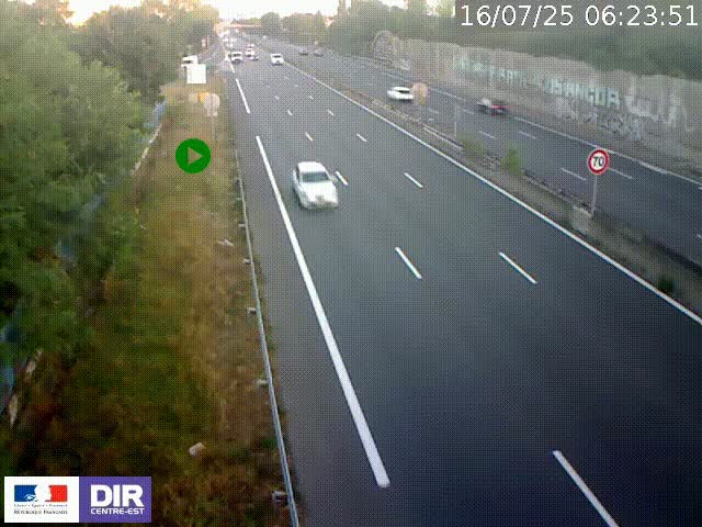 Webcam à Bron sur l'A43 à la jonction avec le boulevard périphérique de Lyon (D383). Vue orientée vers Lyon