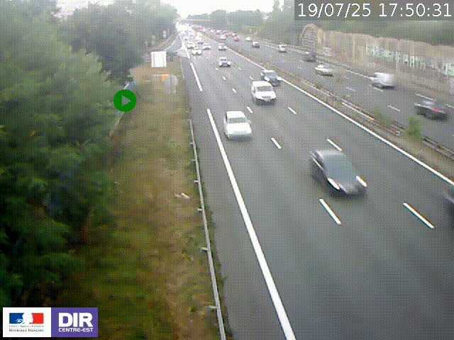 Webcam à Bron sur l'A43 à la jonction avec le boulevard périphérique de Lyon (D383). Vue orientée vers Lyon