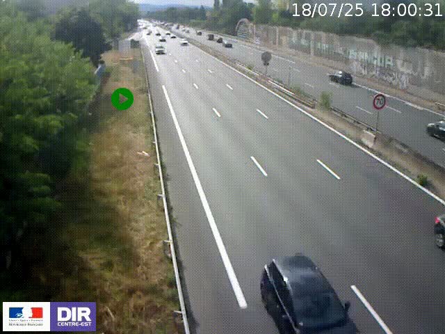 Webcam à Bron sur l'A43 à la jonction avec le boulevard périphérique de Lyon (D383). Vue orientée vers Lyon