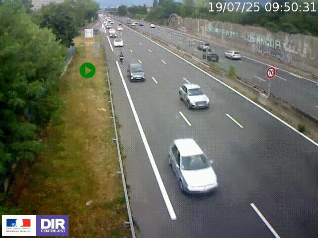 Webcam à Bron sur l'A43 à la jonction avec le boulevard périphérique de Lyon (D383). Vue orientée vers Lyon