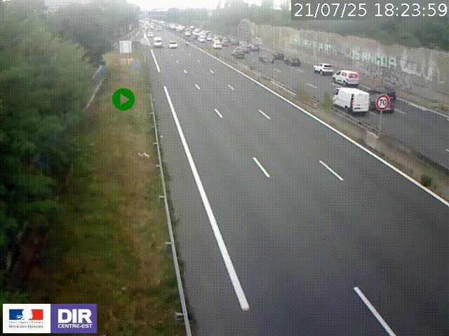Webcam à Bron sur l'A43 à la jonction avec le boulevard périphérique de Lyon (D383). Vue orientée vers Lyon