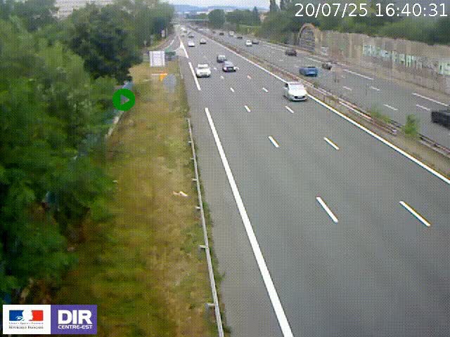 Webcam à Bron sur l'A43 à la jonction avec le boulevard périphérique de Lyon (D383). Vue orientée vers Lyon