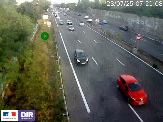Webcam à Bron sur l'A43 à la jonction avec le boulevard périphérique de Lyon (D383). Vue orientée vers Lyon