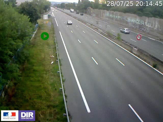 Webcam à Bron sur l'A43 à la jonction avec le boulevard périphérique de Lyon (D383). Vue orientée vers Lyon