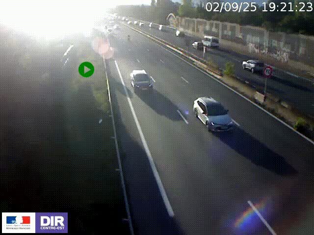 Webcam à Bron sur l'A43 à la jonction avec le boulevard périphérique de Lyon (D383). Vue orientée vers Lyon