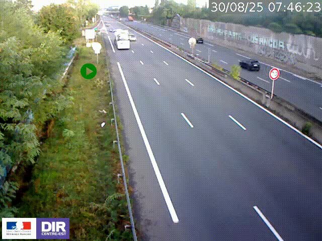 Webcam à Bron sur l'A43 à la jonction avec le boulevard périphérique de Lyon (D383). Vue orientée vers Lyon
