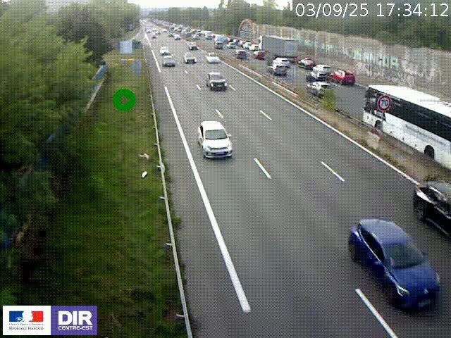 Webcam à Bron sur l'A43 à la jonction avec le boulevard périphérique de Lyon (D383). Vue orientée vers Lyon