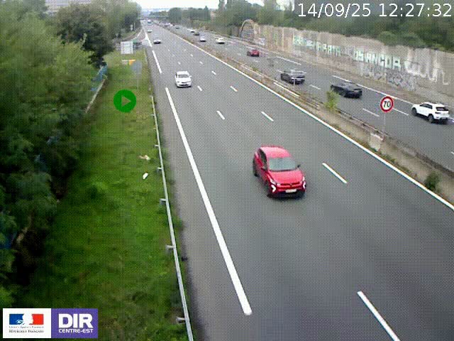 Webcam à Bron sur l'A43 à la jonction avec le boulevard périphérique de Lyon (D383). Vue orientée vers Lyon