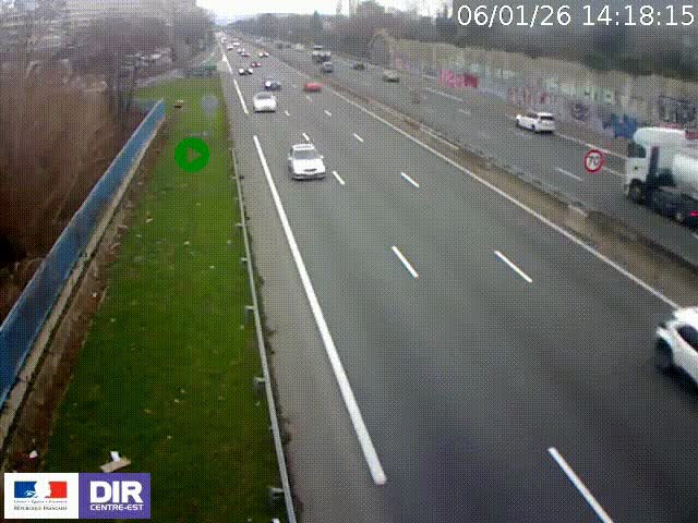 <h2>Webcam à Bron sur l'A43 à la jonction avec le boulevard périphérique de Lyon (D383). Vue orientée vers Lyon</h2>