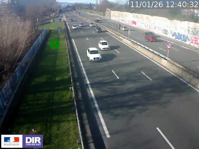 <h2>Webcam à Bron sur l'A43 à la jonction avec le boulevard périphérique de Lyon (D383). Vue orientée vers Lyon</h2>