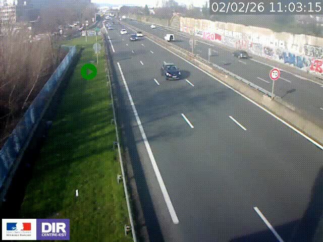 <h2>Webcam à Bron sur l'A43 à la jonction avec le boulevard périphérique de Lyon (D383). Vue orientée vers Lyon</h2>