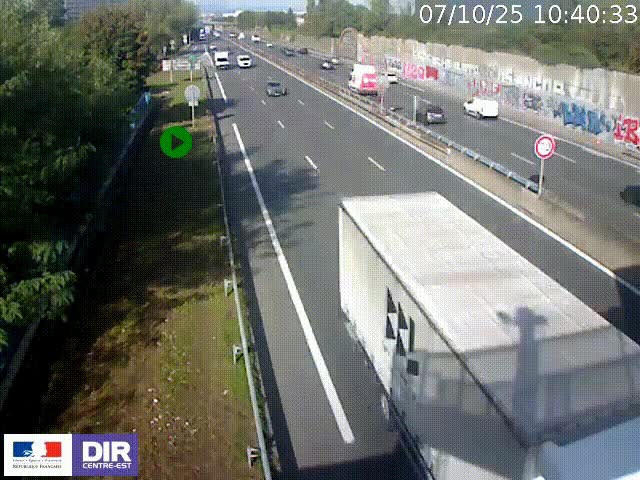 <h2>Webcam à Bron sur l'A43 à la jonction avec le boulevard périphérique de Lyon (D383). Vue orientée vers Lyon</h2>