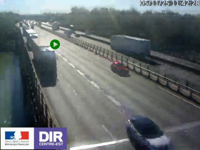 <h2>Caméra trafic à la jonction entre l'A46 (Rocade-est de Lyon) et l'A42 à hauteur de Vault-en-Velin en direction de Marseille</h2>