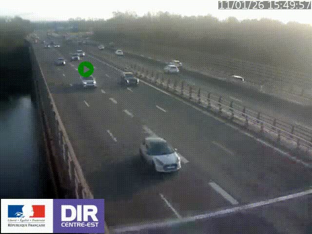 Caméra trafic à la jonction entre l'A46 (Rocade-est de Lyon) et l'A42 à hauteur de Vault-en-Velin en direction de Marseille