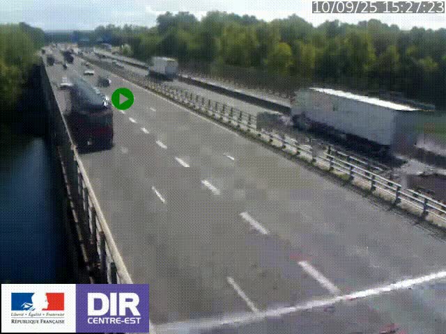 <h2>Caméra trafic à la jonction entre l'A46 (Rocade-est de Lyon) et l'A42 à hauteur de Vault-en-Velin en direction de Marseille</h2>
