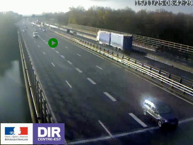 Caméra trafic à la jonction entre l'A46 (Rocade-est de Lyon) et l'A42 à hauteur de Vault-en-Velin en direction de Marseille