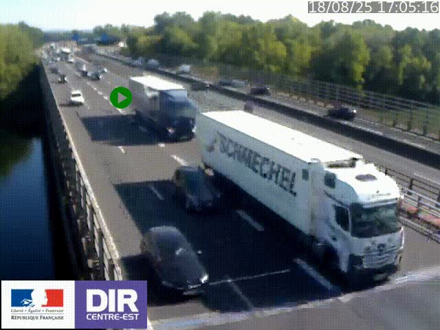 <h2>Caméra trafic à la jonction entre l'A46 (Rocade-est de Lyon) et l'A42 à hauteur de Vault-en-Velin en direction de Marseille</h2>