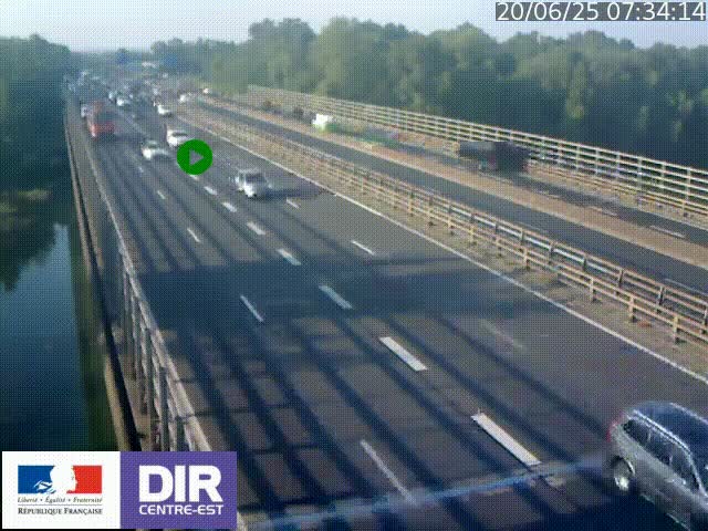 Caméra trafic à la jonction entre l'A46 (Rocade-est de Lyon) et l'A42 à hauteur de Vault-en-Velin en direction de Marseille