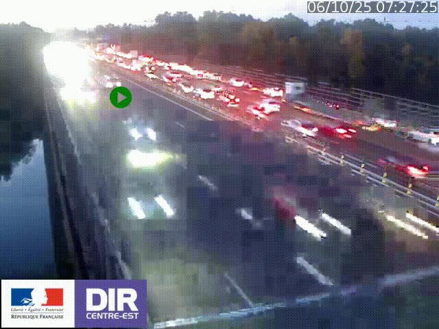 Caméra trafic à la jonction entre l'A46 (Rocade-est de Lyon) et l'A42 à hauteur de Vault-en-Velin en direction de Marseille