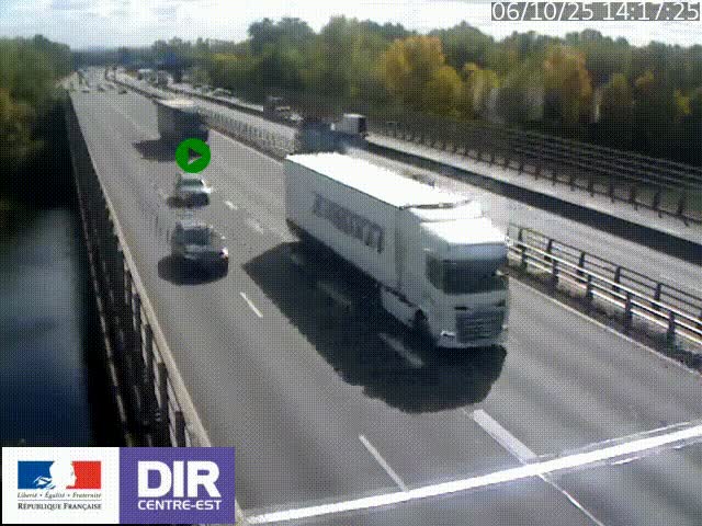 Caméra trafic à la jonction entre l'A46 (Rocade-est de Lyon) et l'A42 à hauteur de Vault-en-Velin en direction de Marseille