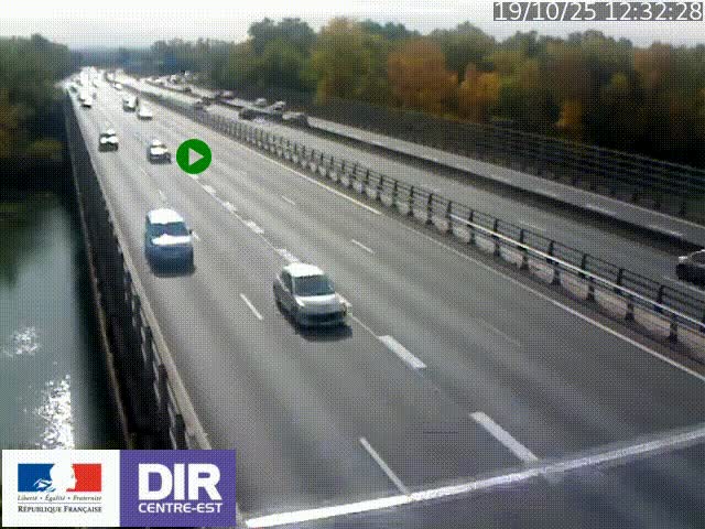 Caméra trafic à la jonction entre l'A46 (Rocade-est de Lyon) et l'A42 à hauteur de Vault-en-Velin en direction de Marseille