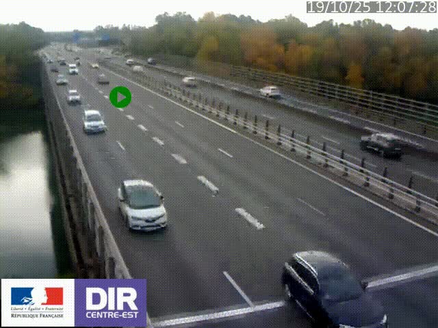 Caméra trafic à la jonction entre l'A46 (Rocade-est de Lyon) et l'A42 à hauteur de Vault-en-Velin en direction de Marseille