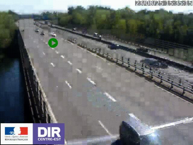 Caméra trafic à la jonction entre l'A46 (Rocade-est de Lyon) et l'A42 à hauteur de Vault-en-Velin en direction de Marseille