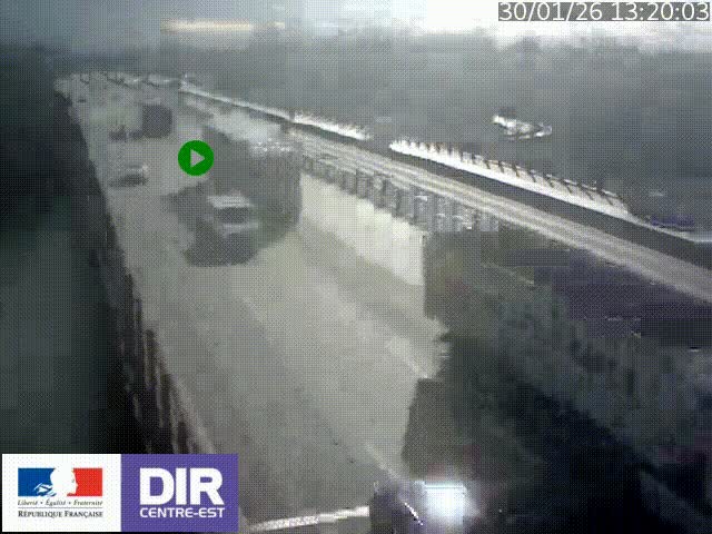 <h2>Caméra trafic à la jonction entre l'A46 (Rocade-est de Lyon) et l'A42 à hauteur de Vault-en-Velin en direction de Marseille</h2>