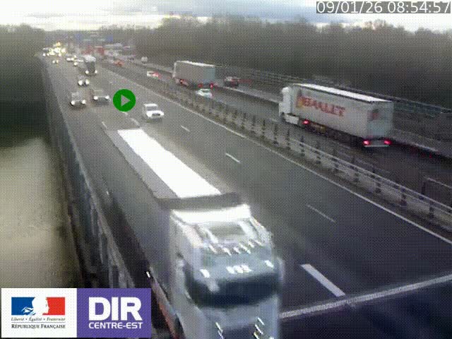Caméra trafic à la jonction entre l'A46 (Rocade-est de Lyon) et l'A42 à hauteur de Vault-en-Velin en direction de Marseille