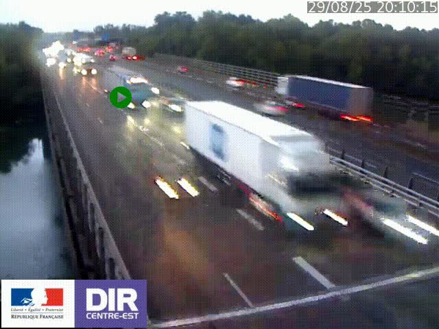 <h2>Caméra trafic à la jonction entre l'A46 (Rocade-est de Lyon) et l'A42 à hauteur de Vault-en-Velin en direction de Marseille</h2>