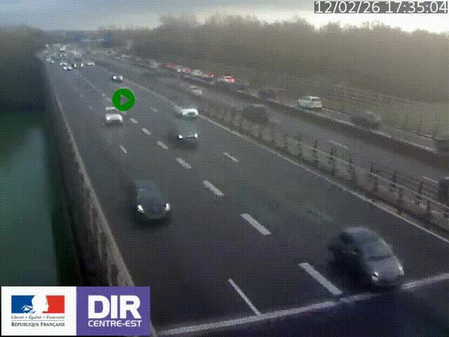 <h2>Caméra trafic à la jonction entre l'A46 (Rocade-est de Lyon) et l'A42 à hauteur de Vault-en-Velin en direction de Marseille</h2>