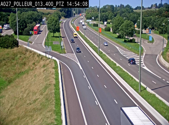 <h2>Webcam A27/E42 avec vue sur le parking de l'aire de Polleur, après le Viaduc de Polleur à Theux. Vue orientée vers Liège</h2>