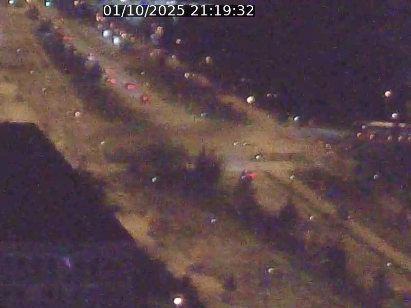 <h2>Webcam sur l'avenue John Fitzgerald Kennedy (N51) avec vue sur le Pont rouge (Pont Grande Duchesse Charlotte), l'arrêt Pfaffenthal et l'entrée du quartier Kirchberg</h2>