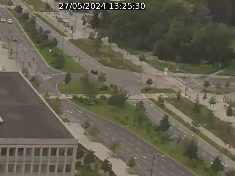 <h2>Webcam sur l'avenue John Fitzgerald Kennedy (N51) avec vue sur le Pont rouge (Pont Grande Duchesse Charlotte), l'arrêt Pfaffenthal et l'entrée du quartier Kirchberg</h2>