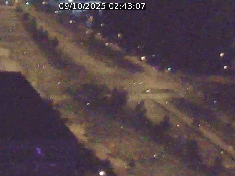 <h2>Webcam sur l'avenue John Fitzgerald Kennedy (N51) avec vue sur le Pont rouge (Pont Grande Duchesse Charlotte), l'arrêt Pfaffenthal et l'entrée du quartier Kirchberg</h2>