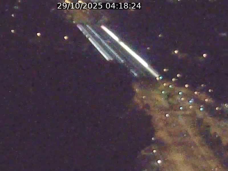 <h2>Webcam sur l'avenue John Fitzgerald Kennedy (N51) avec vue sur le Pont rouge (Pont Grande Duchesse Charlotte), l'arrêt Pfaffenthal et l'entrée du quartier Kirchberg</h2>