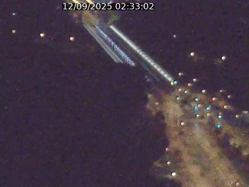 <h2>Webcam sur l'avenue John Fitzgerald Kennedy (N51) avec vue sur le Pont rouge (Pont Grande Duchesse Charlotte), l'arrêt Pfaffenthal et l'entrée du quartier Kirchberg</h2>