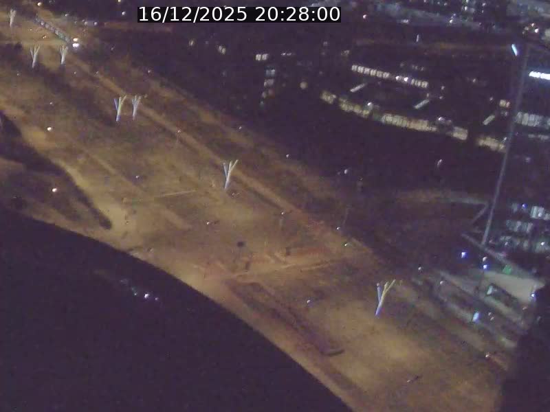 <h2>Webcam sur l'avenue John Fitzgerald Kennedy (N51) avec vue sur le Pont rouge (Pont Grande Duchesse Charlotte), l'arrêt Pfaffenthal et l'entrée du quartier Kirchberg</h2>