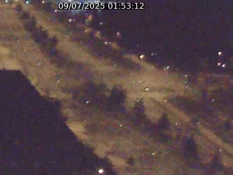 Webcam sur l'avenue John Fitzgerald Kennedy (N51) avec vue sur le Pont rouge (Pont Grande Duchesse Charlotte), l'arrêt Pfaffenthal et l'entrée du quartier Kirchberg