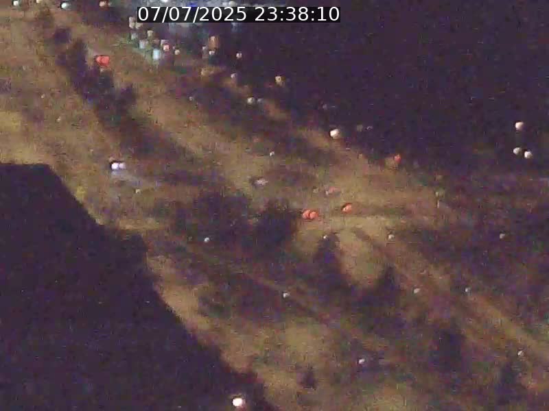 Webcam sur l'avenue John Fitzgerald Kennedy (N51) avec vue sur le Pont rouge (Pont Grande Duchesse Charlotte), l'arrêt Pfaffenthal et l'entrée du quartier Kirchberg