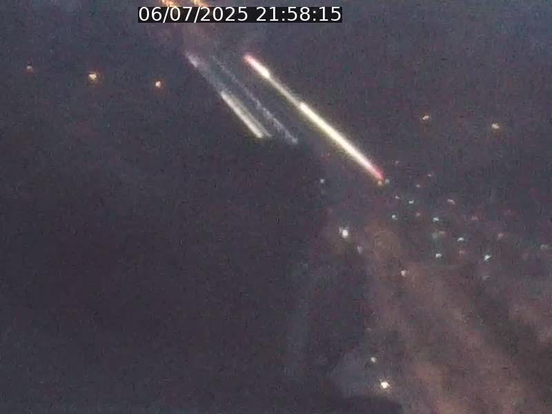 Webcam sur l'avenue John Fitzgerald Kennedy (N51) avec vue sur le Pont rouge (Pont Grande Duchesse Charlotte), l'arrêt Pfaffenthal et l'entrée du quartier Kirchberg