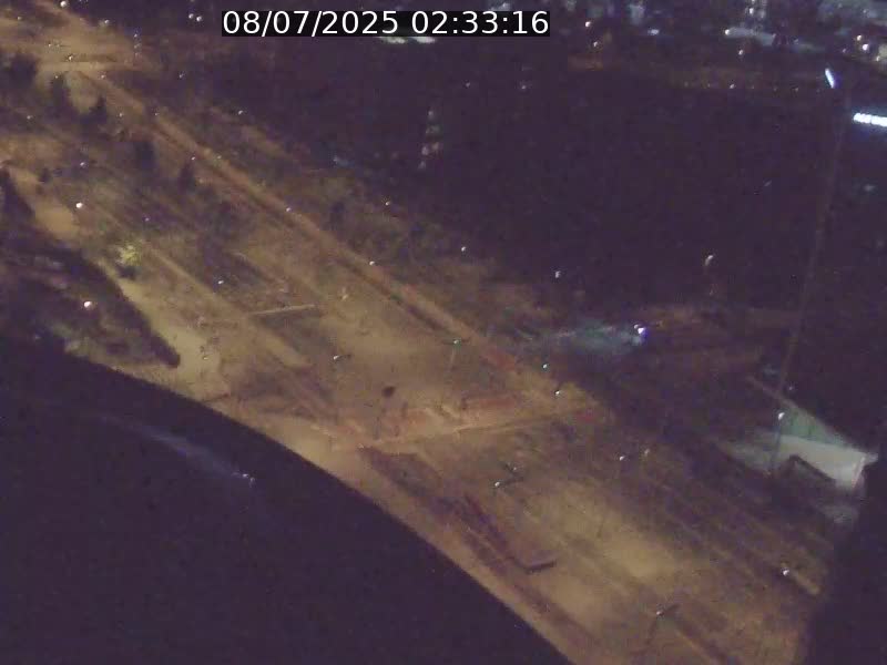 Webcam sur l'avenue John Fitzgerald Kennedy (N51) avec vue sur le Pont rouge (Pont Grande Duchesse Charlotte), l'arrêt Pfaffenthal et l'entrée du quartier Kirchberg
